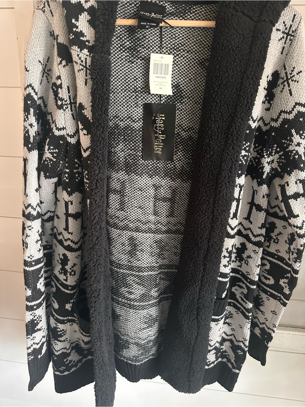 NEW Harry Potter House Symbols Fair Isle Hooded Cardigan Sweater - Picture 7 of 10